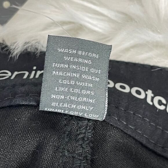 Avenue Butter Denim NWT Black Bootcut Jeans Scalloped Raw Hem Sz 30A - Picture 11 of 14